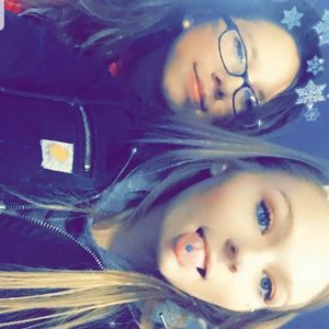 Meet your Posher, Maya